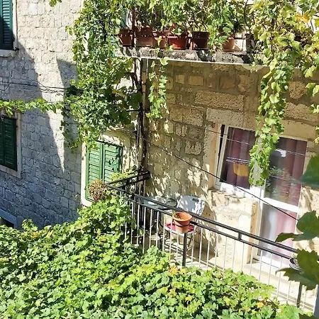 Apartment Center